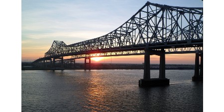 Mississippi low-water issues impact some riverboat cruises (updated) - Seatrade Cruise News