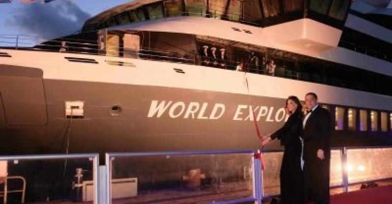 Godmother Carla Bruni names World Explorer, accompanied by shipowner Mário Ferreira