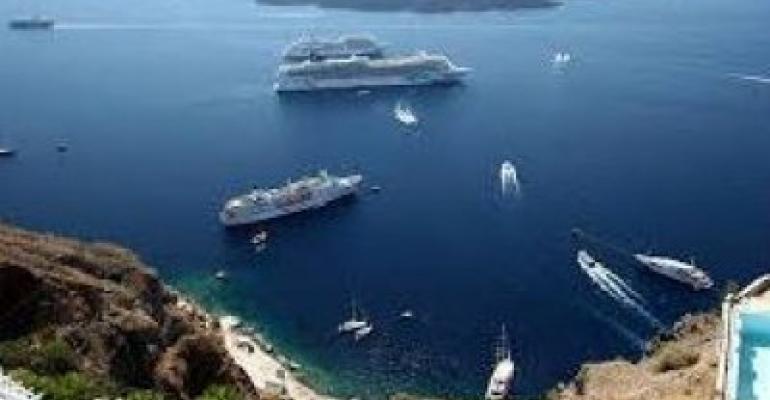cruise ship in Santorini