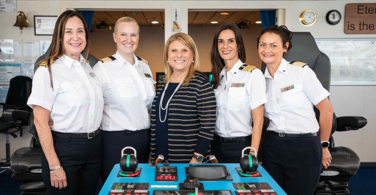 lisa lutoff-perlo with women officers at celebrity