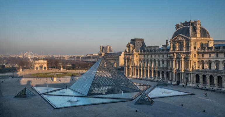 louvre museum by ©olivier ouadah