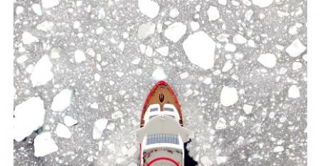 CRUISE_Roald_Amundsen_Antarctica_Photo_Werner_Kruse.jpg
