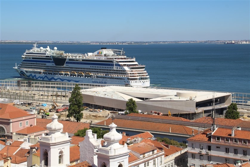 cruise terminal lisbon portugal